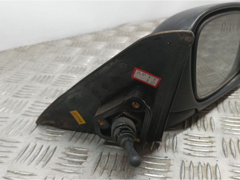 Recambio de retrovisor derecho para hyundai accent (x3) 1.3 ls referencia OEM IAM   C MANDO