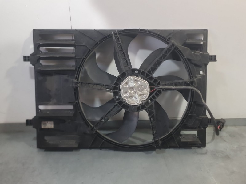 Recambio de electroventilador para seat ibiza v (kj1, kjg) 1.0 tsi referencia OEM IAM 2Q0121203M  