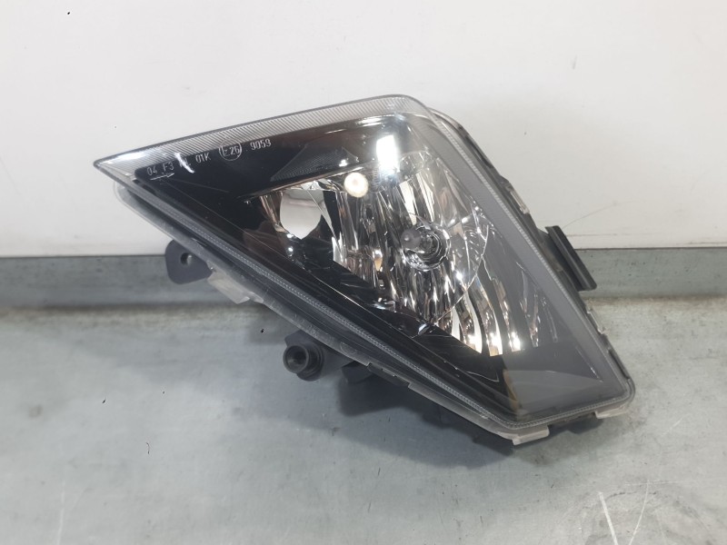 Recambio de faro antiniebla izquierdo para seat ibiza v (kj1, kjg) 1.0 tsi referencia OEM IAM 6F0941701A  