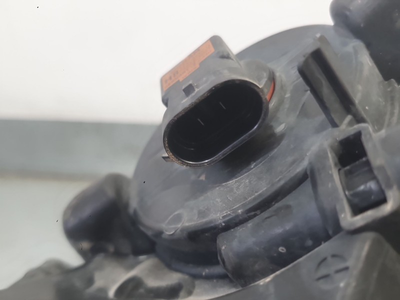 Recambio de faro antiniebla izquierdo para seat ibiza v (kj1, kjg) 1.0 tsi referencia OEM IAM 6F0941701A  