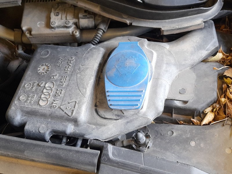 Recambio de deposito limpia para audi a5 sportback (8ta) 2.0 tdi referencia OEM IAM 8T0955453C  