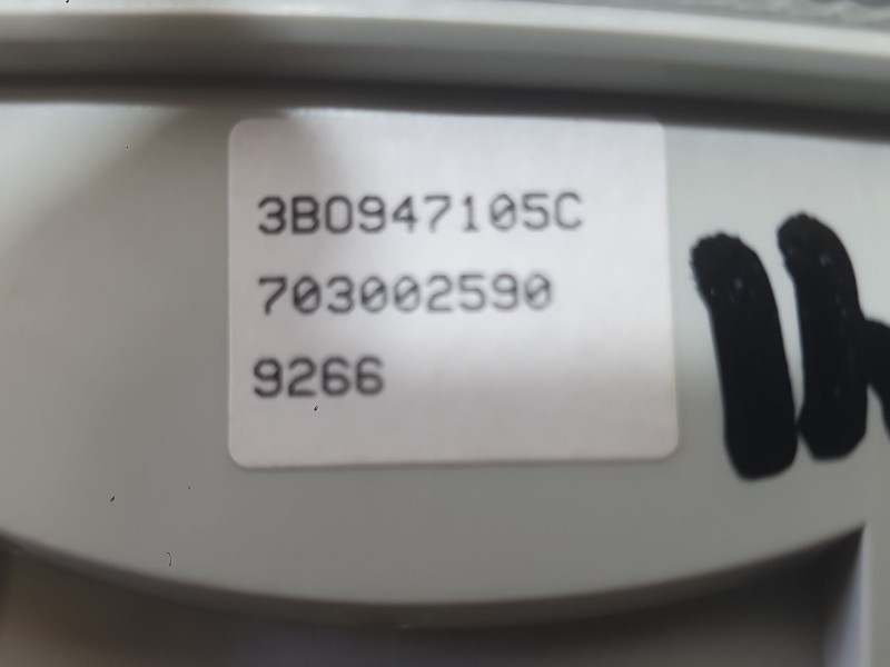 Recambio de luz interior para seat ibiza v (kj1, kjg) 1.0 tsi referencia OEM IAM 3B0947105C9B9  