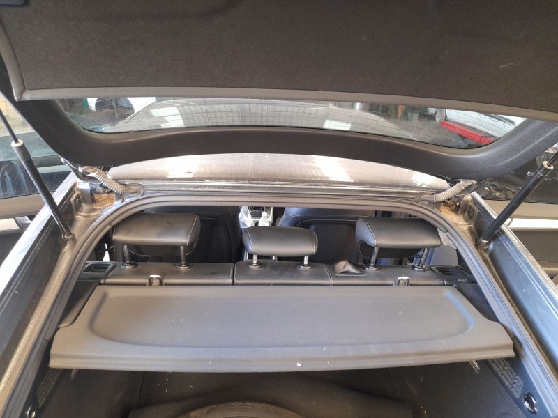 Recambio de bandeja trasera para audi a5 sportback (8ta) 2.0 tdi referencia OEM IAM 8T8867771A7U3  