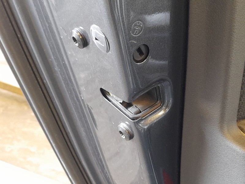 Recambio de cerradura puerta trasera izquierda para audi a5 sportback (8ta) 2.0 tdi referencia OEM IAM 8K0839015G  