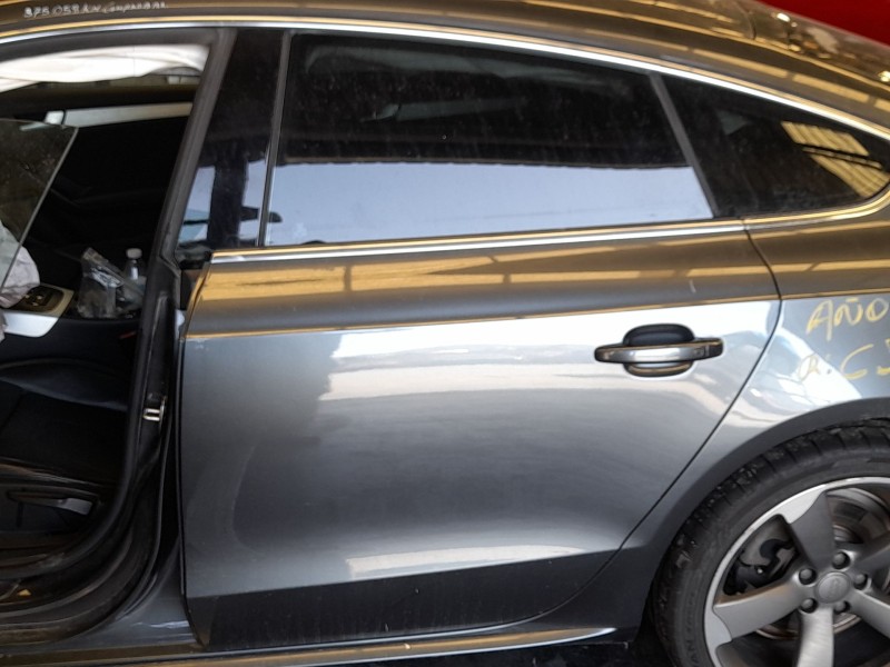 Recambio de puerta trasera izquierda para audi a5 sportback (8ta) 2.0 tdi referencia OEM IAM 8T8833051D  