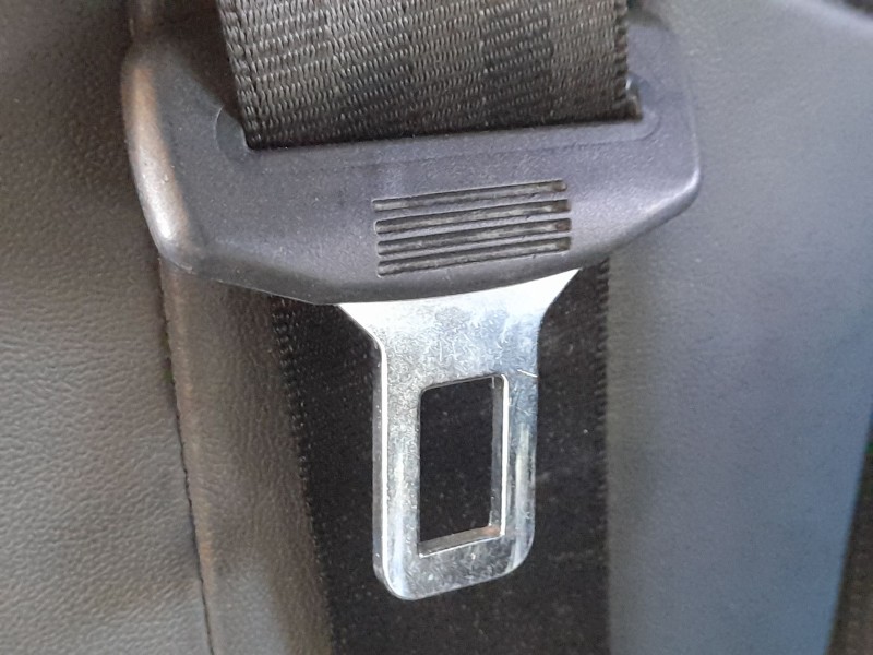 Recambio de cinturon seguridad trasero derecho para audi a5 sportback (8ta) 2.0 tdi referencia OEM IAM 8K0857805RV04  