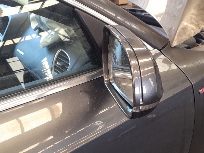 Recambio de retrovisor derecho para audi a5 sportback (8ta) 2.0 tdi referencia OEM IAM 8T8857410D3FZ 8K0857511E4PK. ELECTRICO 