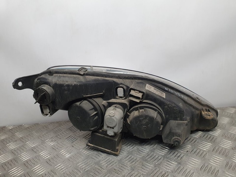 Recambio de faro izquierdo para peugeot 607 (s2) titanio pack referencia OEM IAM 9654670980 89010168 