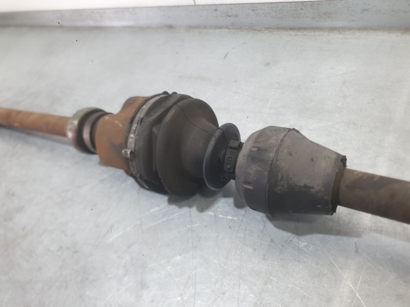Recambio de transmision delantera derecha para ford mondeo iii (b5y) 2.2 tdci referencia OEM IAM 1447471  