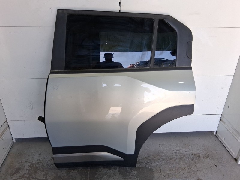 Recambio de puerta trasera izquierda para kia ev3 referencia OEM IAM 77003EV000  