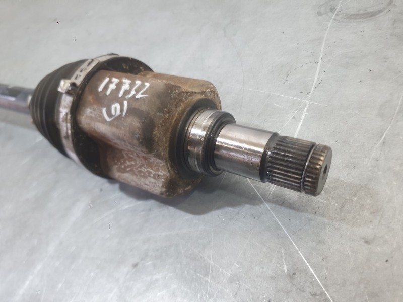 Recambio de transmision delantera derecha para seat arona (kj7, kjp) 1.0 tsi referencia OEM IAM 2Q0407272CL  