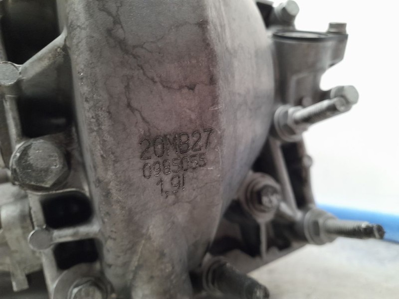 Recambio de caja cambios para peugeot 508 business line referencia OEM IAM 20MB27 0985055 6VELOCIDADES