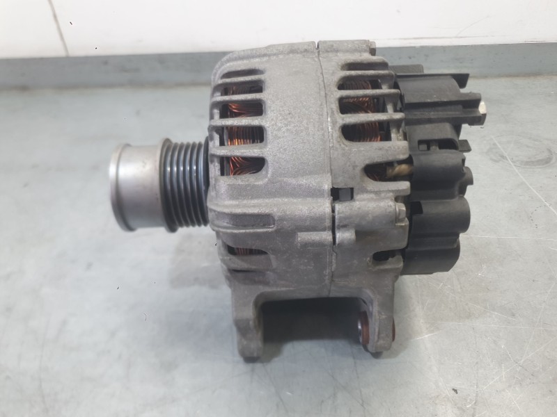 Recambio de alternador para seat arona (kj7, kjp) 1.0 tsi referencia OEM IAM 04E903015HX 05E903026Q 05E903026KX