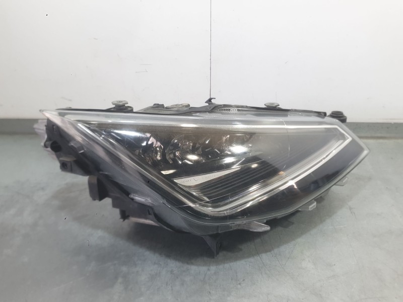 Recambio de faro derecho para seat arona (kj7, kjp) 1.0 tsi referencia OEM IAM 6F1941006D  