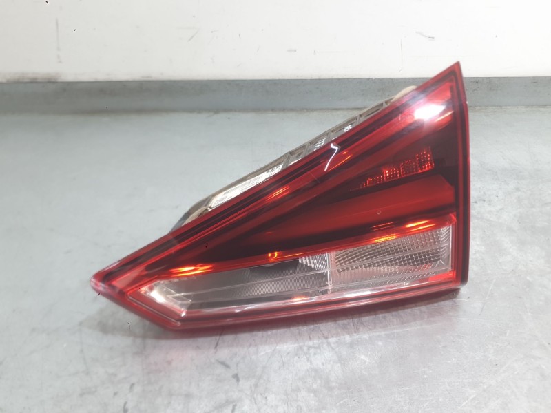 Recambio de piloto trasero derecho interior para seat arona (kj7, kjp) 1.0 tsi referencia OEM IAM 6F9945094D  