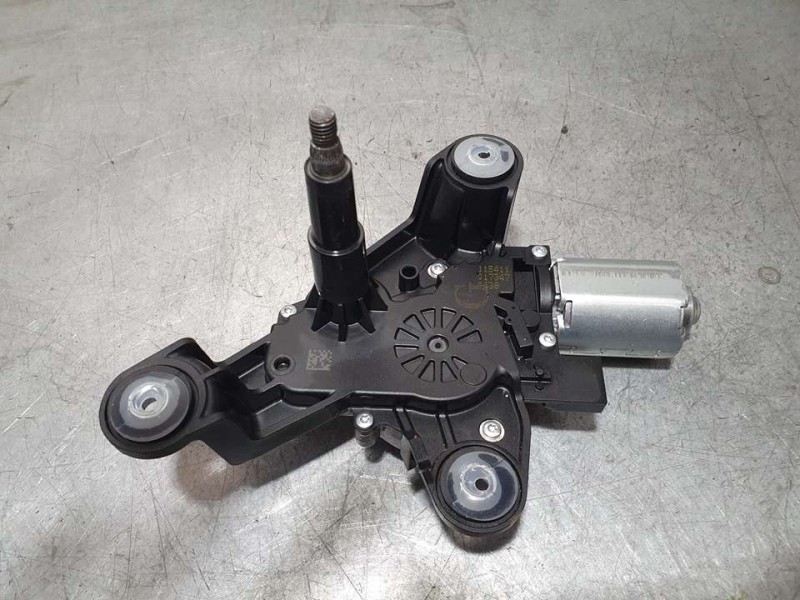 Recambio de motor limpia trasero para peugeot 5008 gt line referencia OEM IAM 9811259980 0390205008 BOSCH