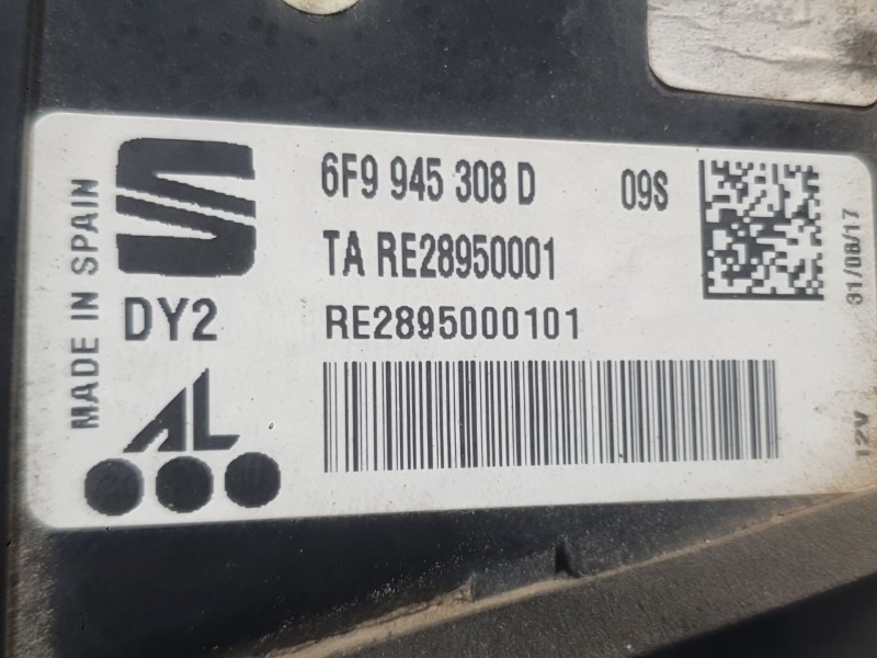 Recambio de piloto trasero derecho interior para seat arona (kj7, kjp) 1.0 tsi referencia OEM IAM 6F9945094D  