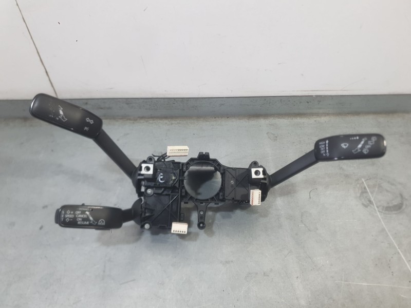Recambio de mando luces y limpia para seat arona (kj7, kjp) 1.0 tsi referencia OEM IAM 2Q0953513GIGI  