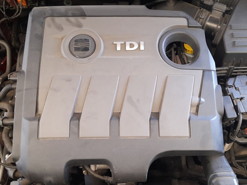 Recambio de tapa motor para seat ibiza iv (6j5, 6p1) 1.6 tdi referencia OEM IAM 03L103925AT  