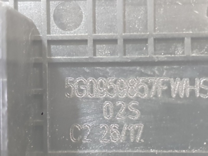 Recambio de mando elevalunas delantero izquierdo para seat arona (kj7, kjp) 1.0 tsi referencia OEM IAM 5G0959858FWHS  