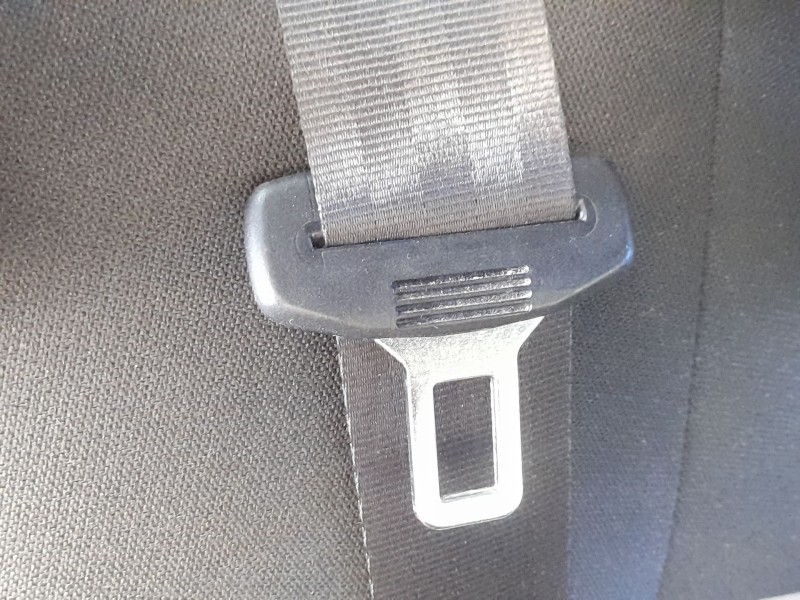 Recambio de cinturon seguridad trasero derecho para seat ibiza iv (6j5, 6p1) 1.6 tdi referencia OEM IAM 6J8857805BRAA  