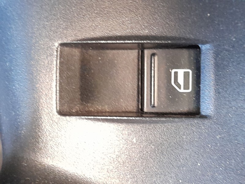 Recambio de mando elevalunas delantero derecho para seat ibiza iv (6j5, 6p1) 1.6 tdi referencia OEM IAM 7L6959855CREH  