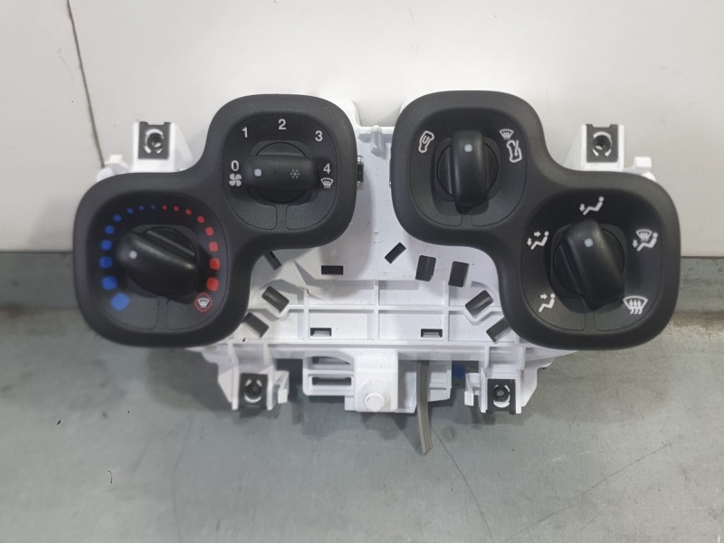 Recambio de mando calefaccion / aire acondicionado para fiat panda (312_, 319_) 1.0 mild hybrid (312.pyd1b) referencia OEM IAM 7