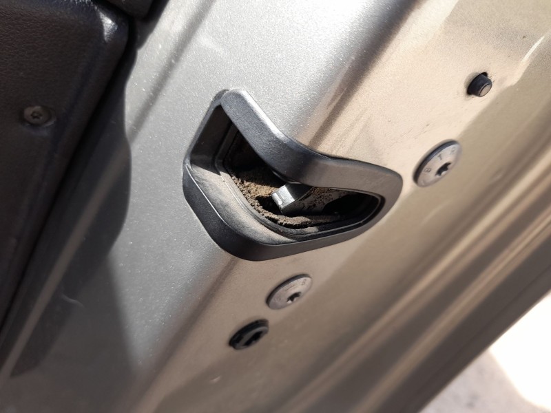 Recambio de cerradura puerta delantera derecha para peugeot 5008 (0u_, 0e_) 1.6 hdi referencia OEM IAM 9800623080  