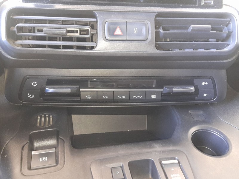 Recambio de mando climatizador para citroën berlingo furgoneta/monovolumen (k9) e-berlingo referencia OEM IAM 98340420ZD  