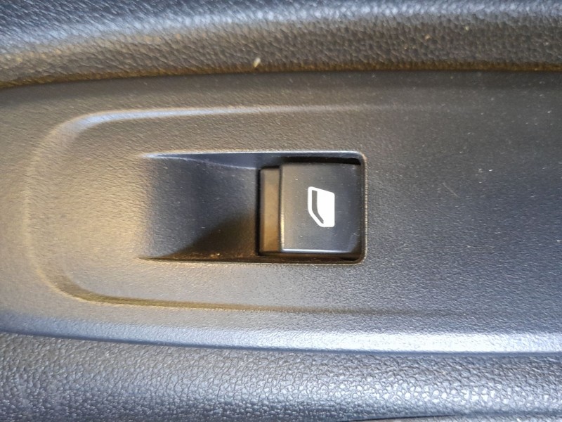 Recambio de mando elevalunas delantero derecho para citroën berlingo furgoneta/monovolumen (k9) e-berlingo referencia OEM IAM 98