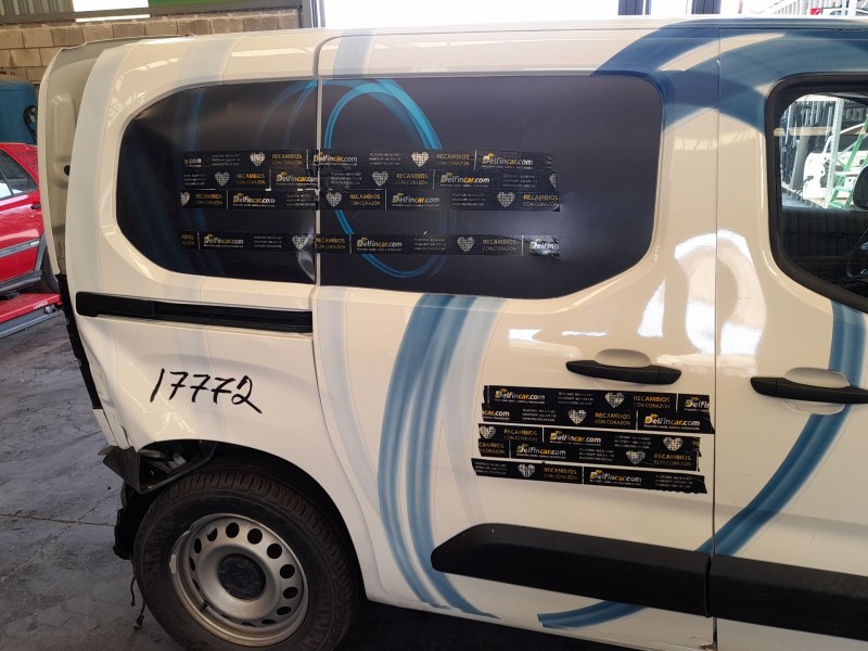 Recambio de puerta lateral corredera derecha para citroën berlingo furgoneta/monovolumen (k9) e-berlingo referencia OEM IAM 9820
