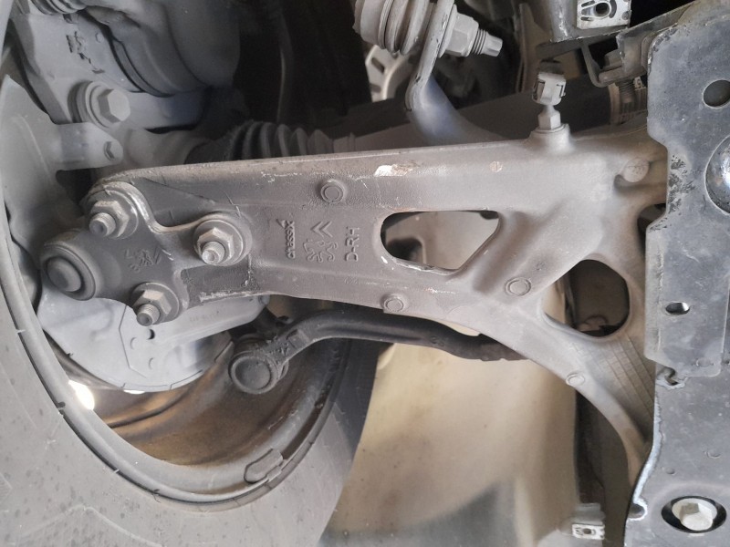 Recambio de brazo suspension inferior delantero derecho para citroën berlingo furgoneta/monovolumen (k9) e-berlingo referencia O