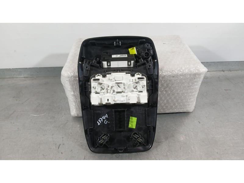Recambio de luz interior para opel corsa f (p2jo) 1.2 (68) referencia OEM IAM 96781445ZD  