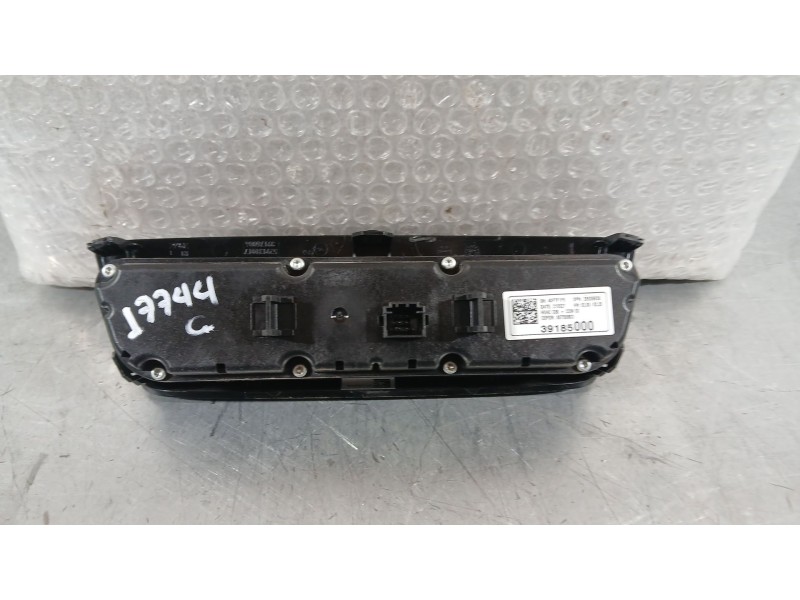 Recambio de mando climatizador para opel corsa f (p2jo) 1.2 (68) referencia OEM IAM 9831888480  