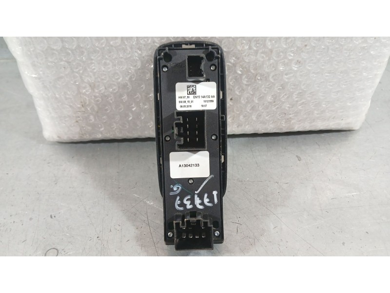 Recambio de mando elevalunas delantero izquierdo para ford ecosport 1.5 ecoblue tdci referencia OEM IAM 1823256  