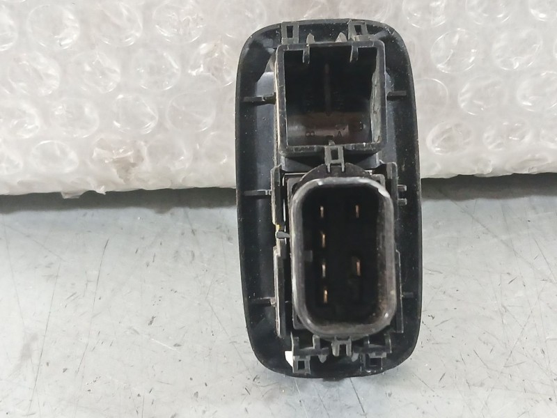 Recambio de mando elevalunas trasero derecho para ford ecosport 1.5 ecoblue tdci referencia OEM IAM 1788064  