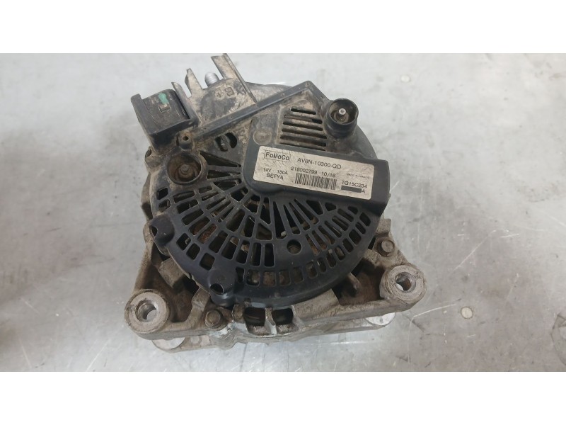 Recambio de alternador para ford ecosport 1.5 ecoblue tdci referencia OEM IAM 1871861 2260730 