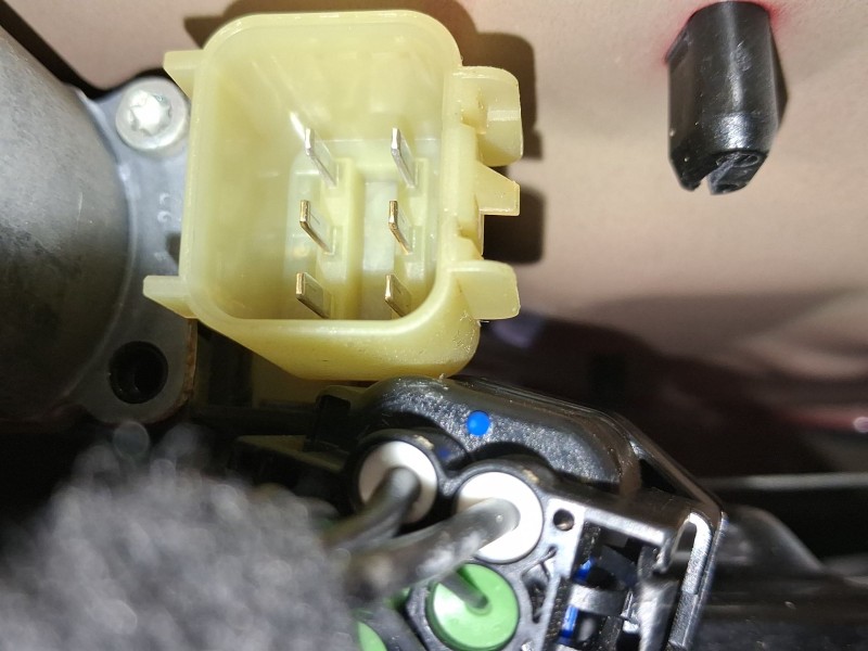 Recambio de elevalunas trasero derecho para ford ecosport 1.0 ecoboost referencia OEM IAM GN15A27000EB 6 PINS ELECTRICO