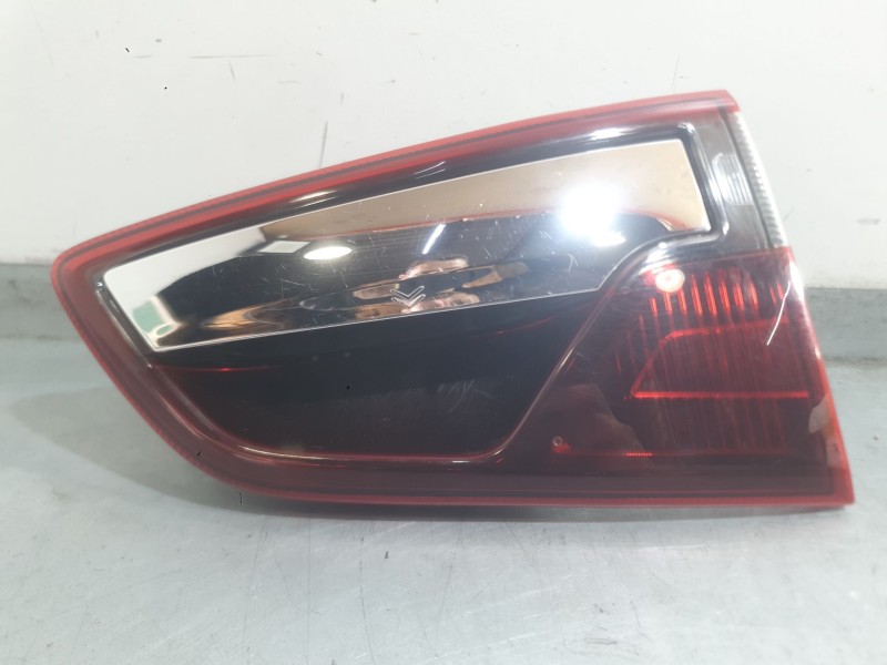 Recambio de piloto trasero derecho interior para ford ecosport 1.0 ecoboost referencia OEM IAM 2307814 GN1513A602DS 