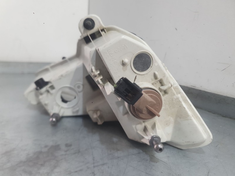 Recambio de faro antiniebla izquierdo para ford ecosport 1.0 ecoboost referencia OEM IAM 2235537  