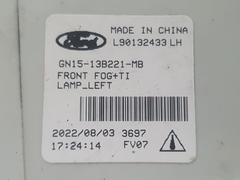 Recambio de faro antiniebla izquierdo para ford ecosport 1.0 ecoboost referencia OEM IAM 2235537  