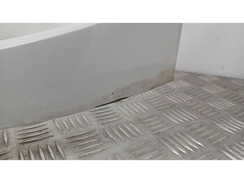 Recambio de rejilla delantera para nissan kubistar (x76) pro (l1) referencia OEM IAM 6230000QAD PATA ROTA Y ROZADO 