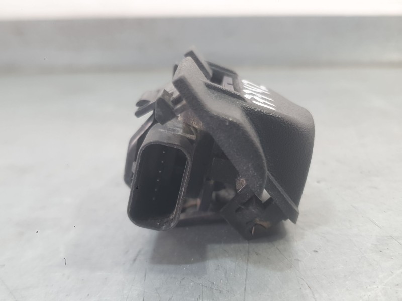 Recambio de camara vision trasera para ford ecosport 1.0 ecoboost referencia OEM IAM 2305559  