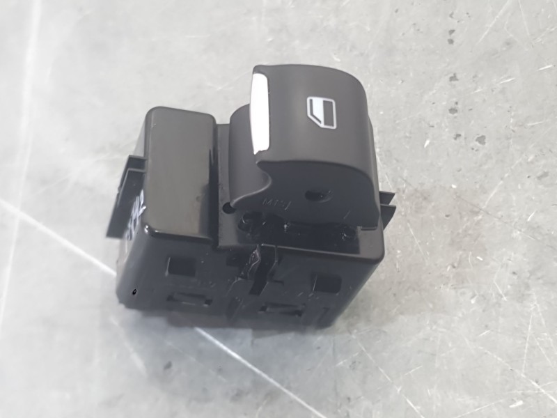 Recambio de mando elevalunas delantero derecho para ford ecosport 1.0 ecoboost referencia OEM IAM 1946782  