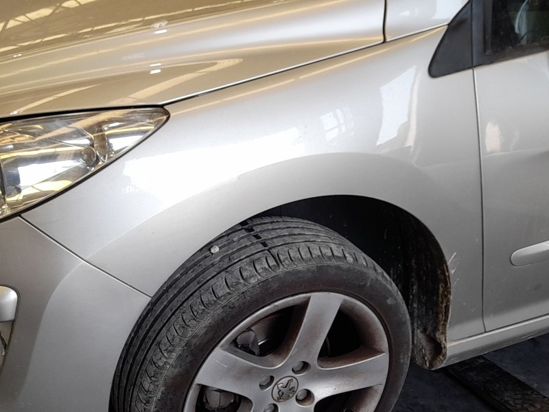 Recambio de aleta delantera izquierda para peugeot 308 i (4a_, 4c_) 1.6 16v referencia OEM IAM 7840W1  