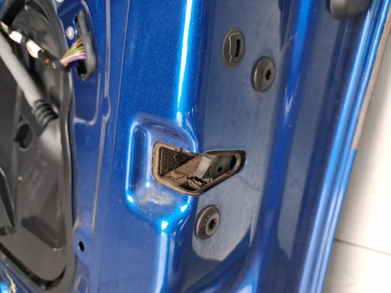 Recambio de cerradura puerta delantera derecha para skoda fabia iii (nj3) 1.4 tdi referencia OEM IAM 5TB837016D  