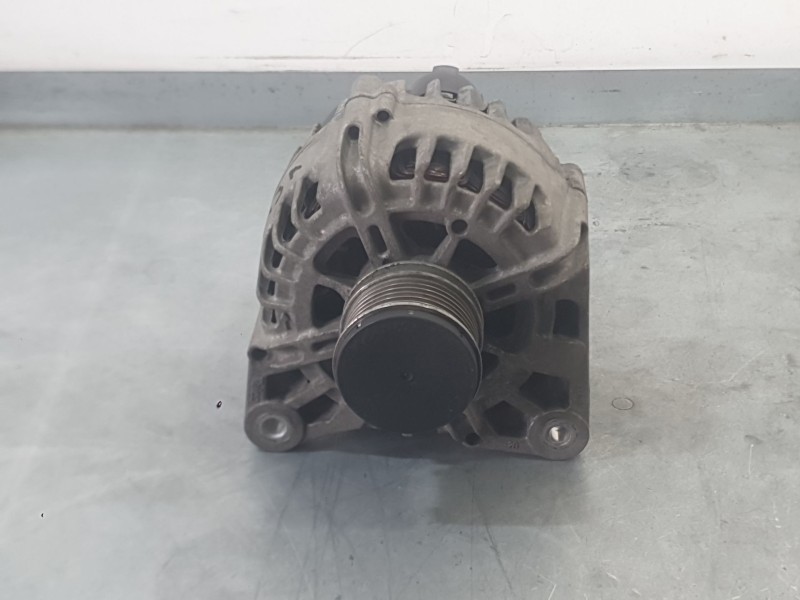 Recambio de alternador para renault scénic iii (jz0/1_) 1.5 dci referencia OEM IAM 231006462R 231000027R 