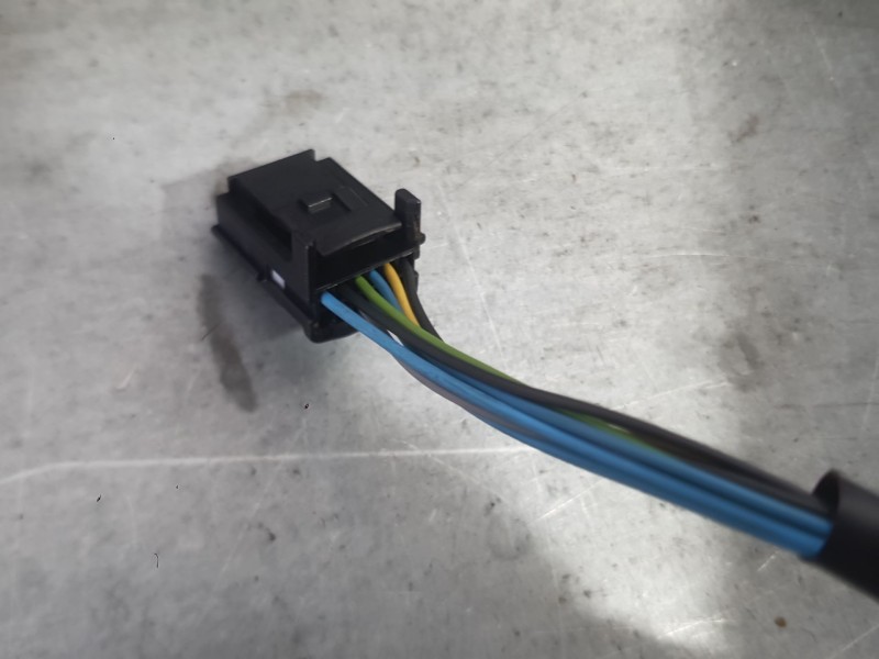 Recambio de retrovisor izquierdo para renault scénic iii (jz0/1_) 1.5 dci referencia OEM IAM 963021615R  