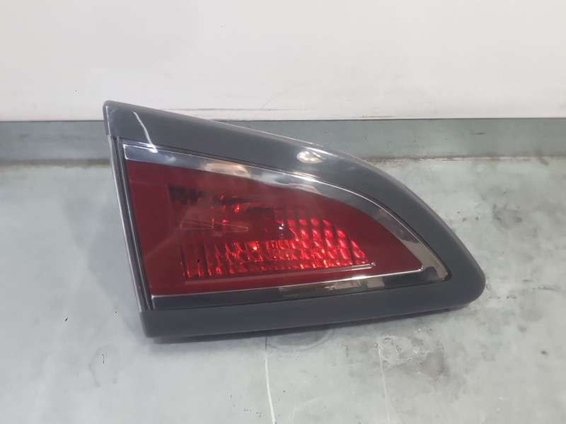 Recambio de piloto trasero izquierdo interior para renault scénic iii (jz0/1_) 1.5 dci referencia OEM IAM 265550018R  