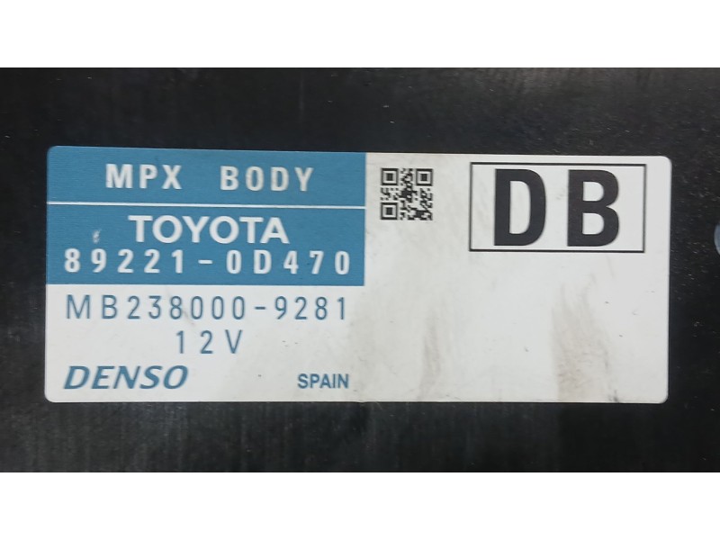 Recambio de caja reles / fusibles para toyota yaris (_p13_) 1.5 (nsp131_) referencia OEM IAM   